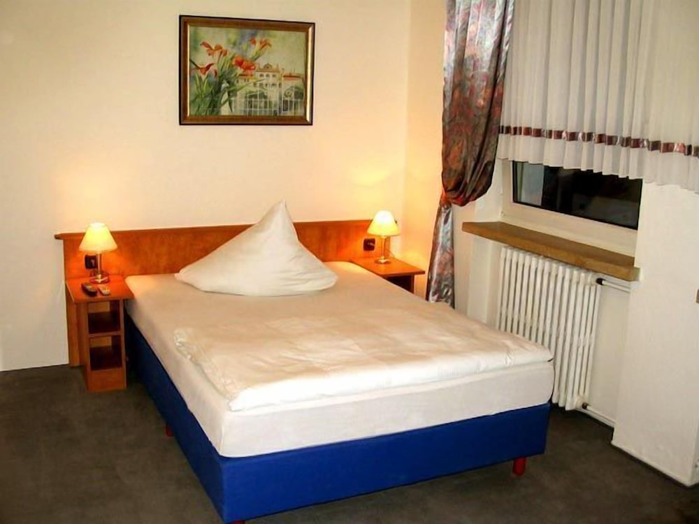 Neu-Isenburg Vacations - Hotel Central - Property Image 16