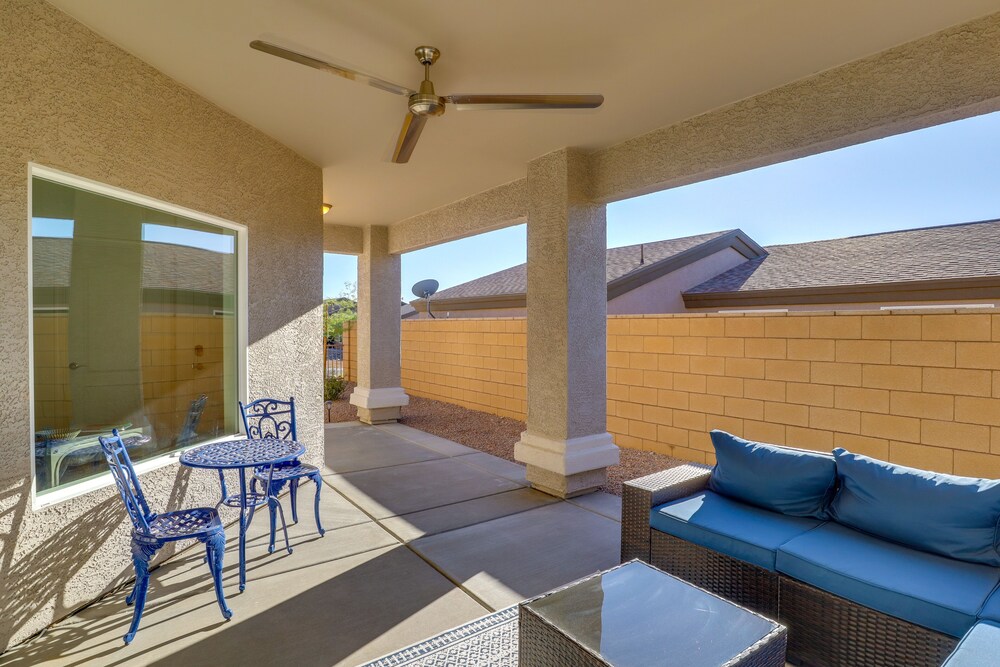 Bullhead City Home: Central A/C + Pool Access view 4