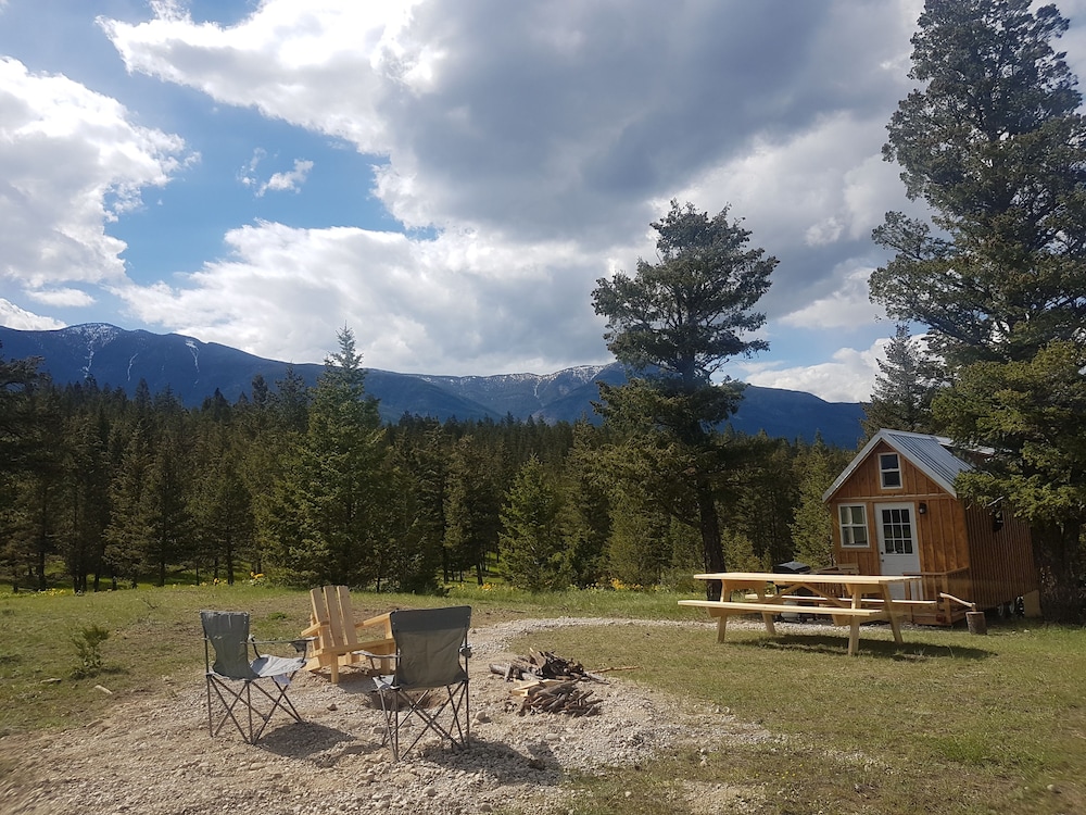 Secluded Tiny Home Fairmont