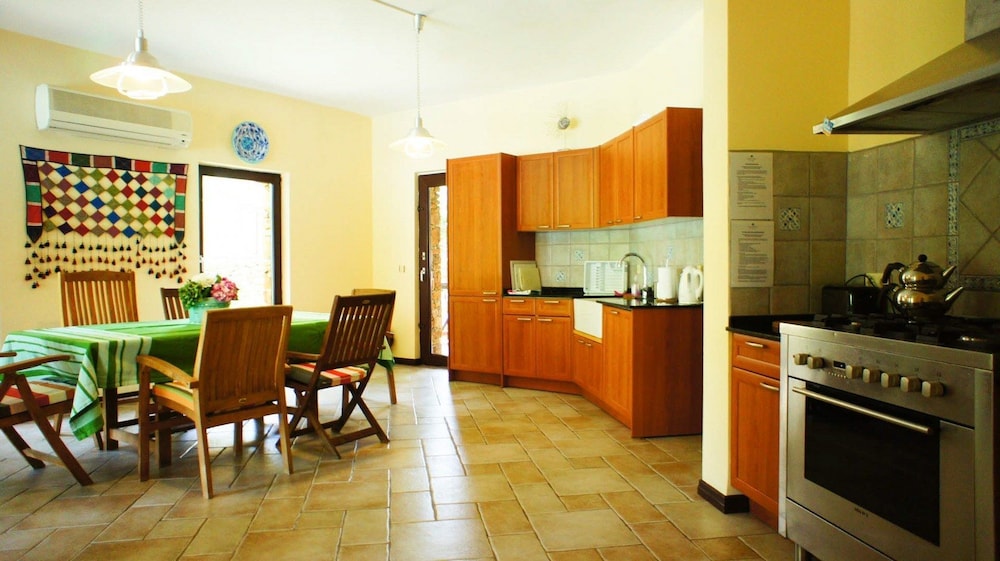 Photo 32