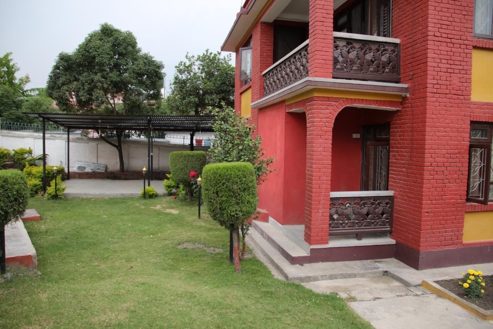 Guheswori bed and breakfast