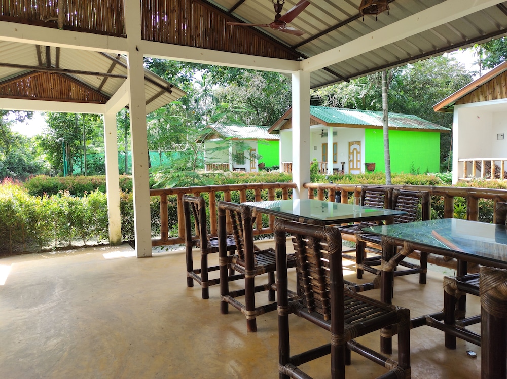 Homecation Samaina Cottage view 4