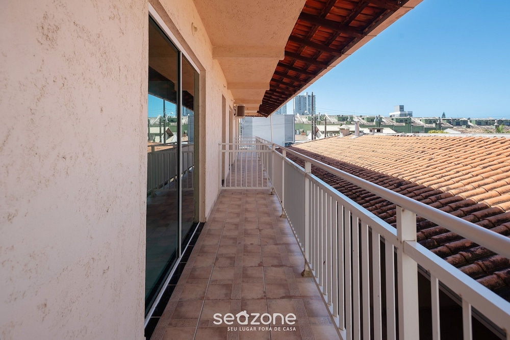 Fully Equipped Houses in a Condominium With a Pool, 110m From the Beach - Onis