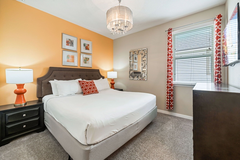 9014 Sunshine Ridge Loop