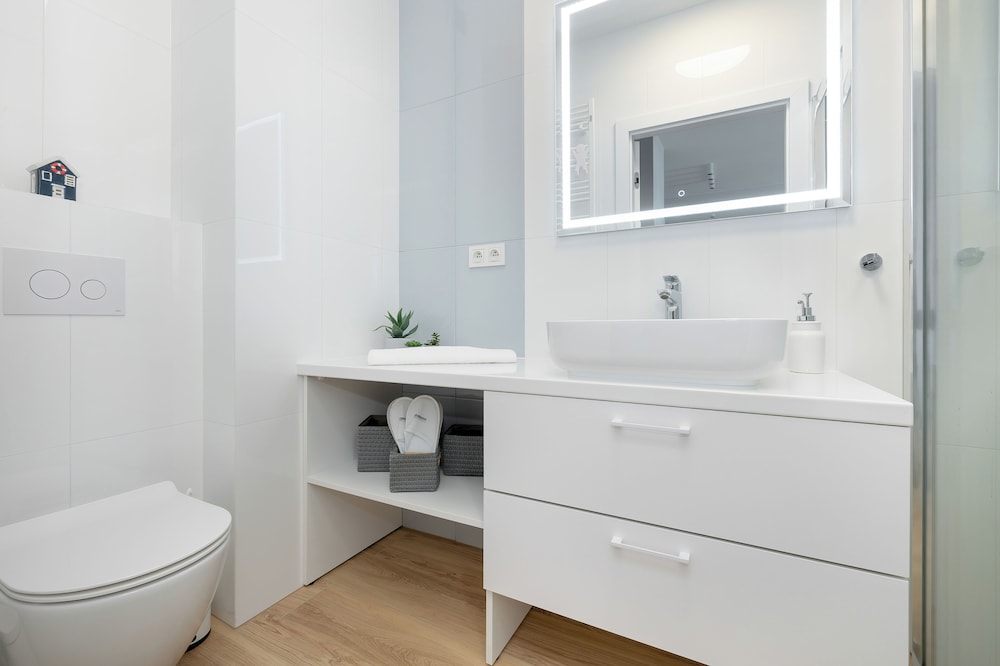 Kołobrzeg Apartment by Renters