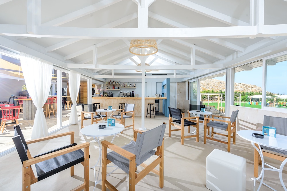 Anemos Suites by Estia