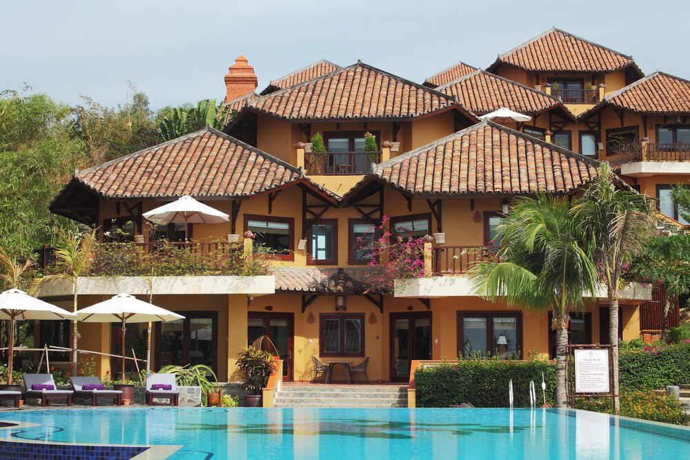 Poshanu Resort