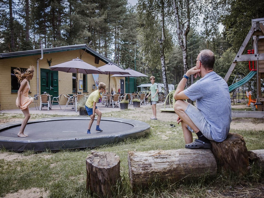 Lodge Near Antwerp With Nature Trails