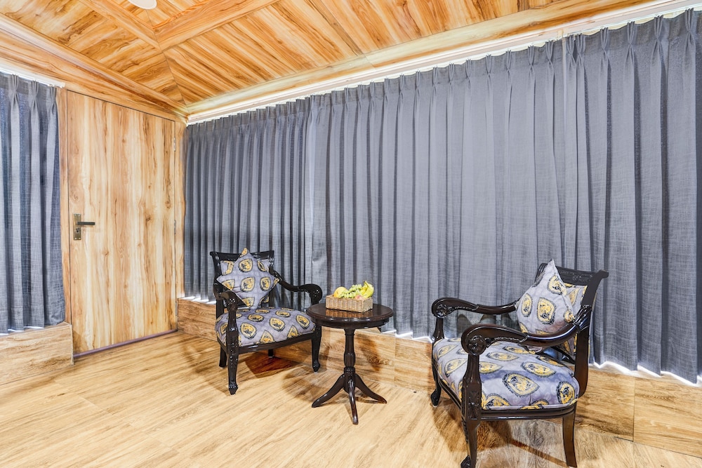 Alaya Stays Fortezza | Pet-friendly 6-BHK Farmhouse With Private Pool
