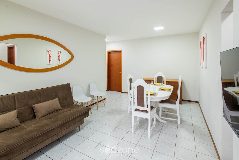 Apartment w/ Barbecue 350m From the Beach Ilh0503