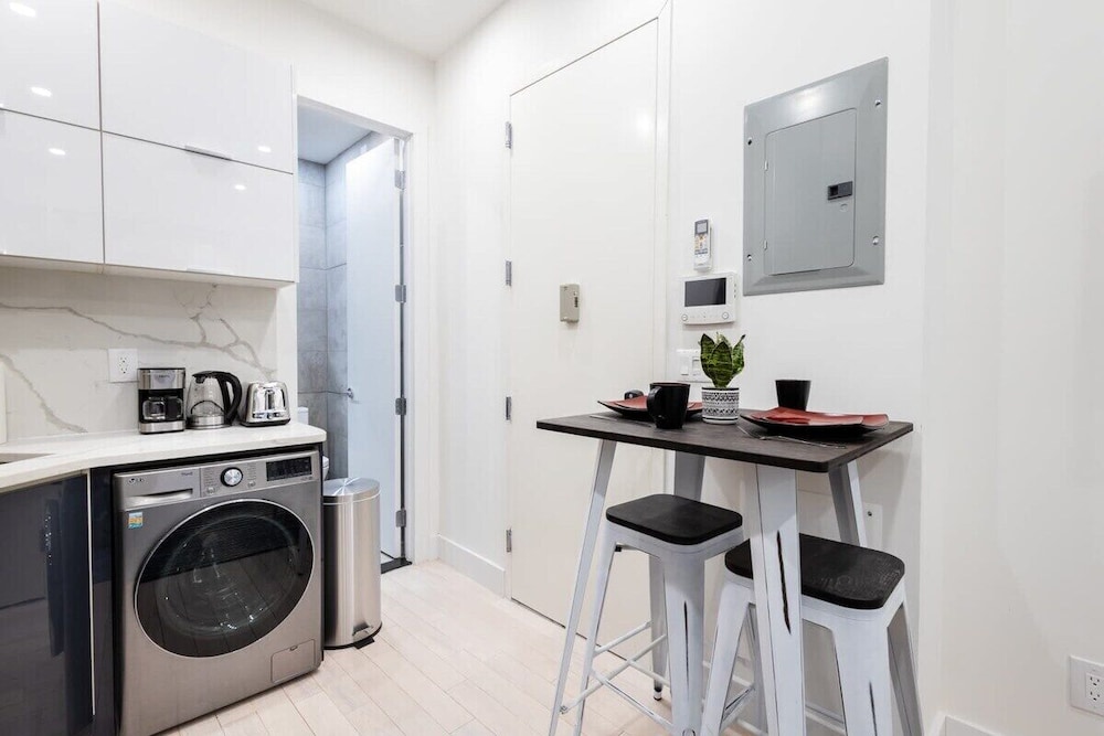 317 UES Apartments