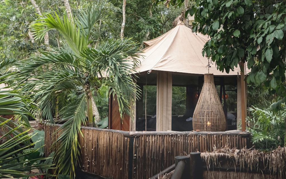 Padma Ha Retreats