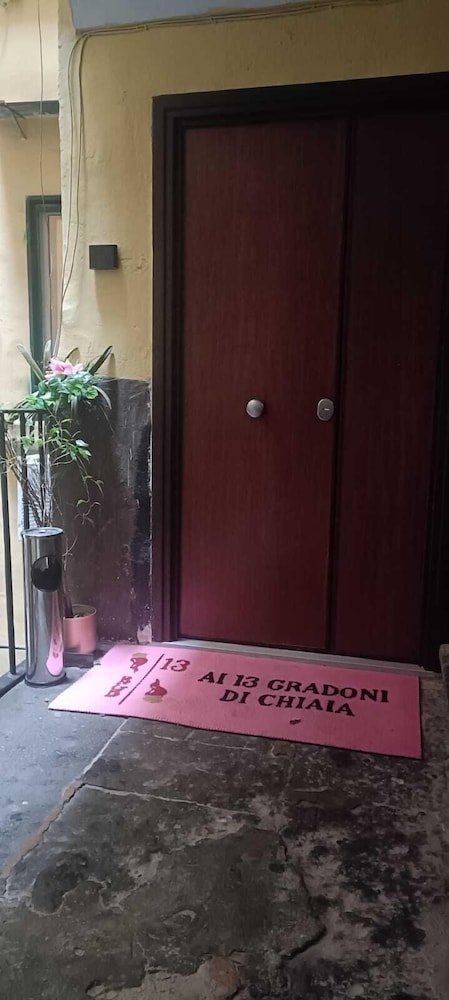 Ai 13 Gradoni di Chiaia