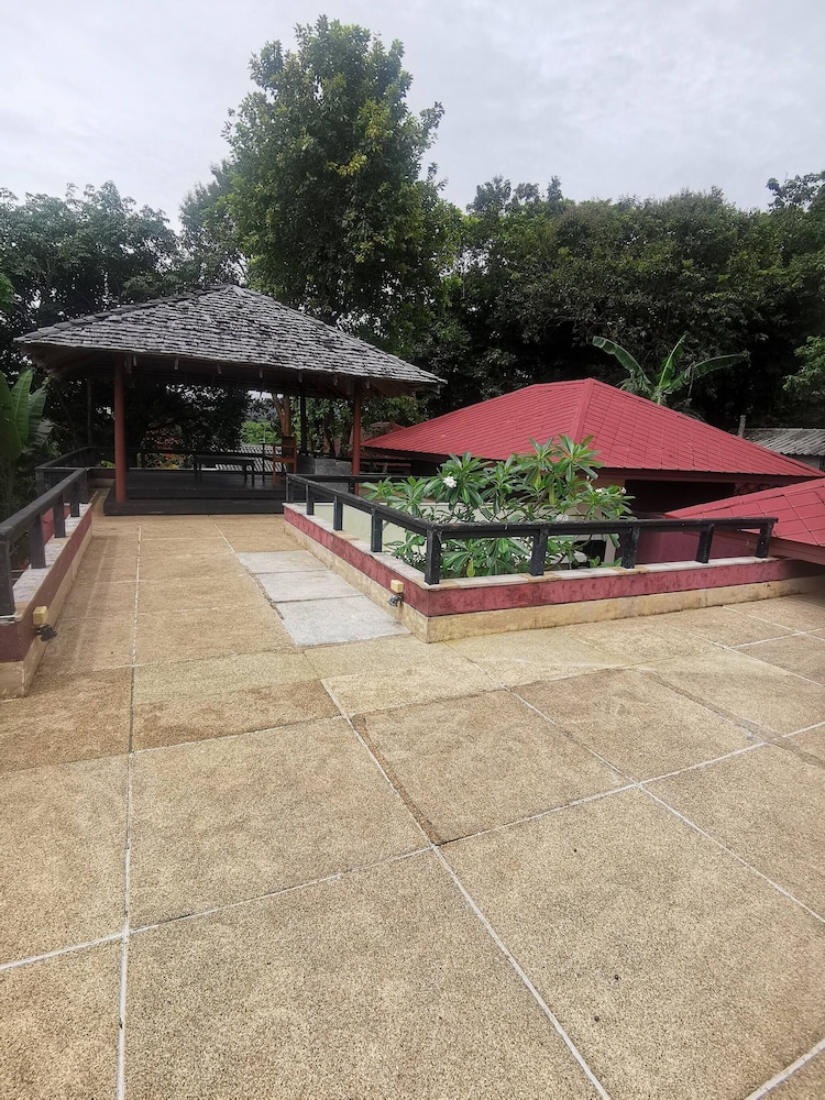 Three Bedroom Balinese Villa - a Shared Pool