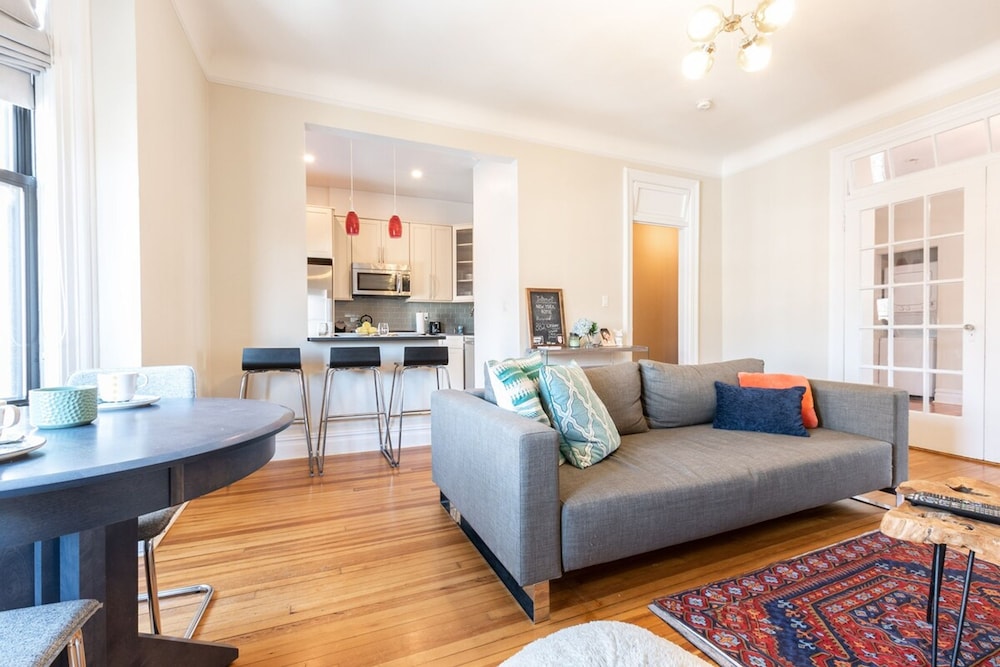 Union Lane by Rove Travel 1BR Park Slope Apt