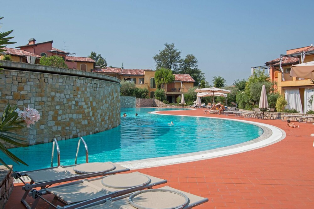 Borgo del Torchio A14 con Piscina by Wonderful Italy view 5