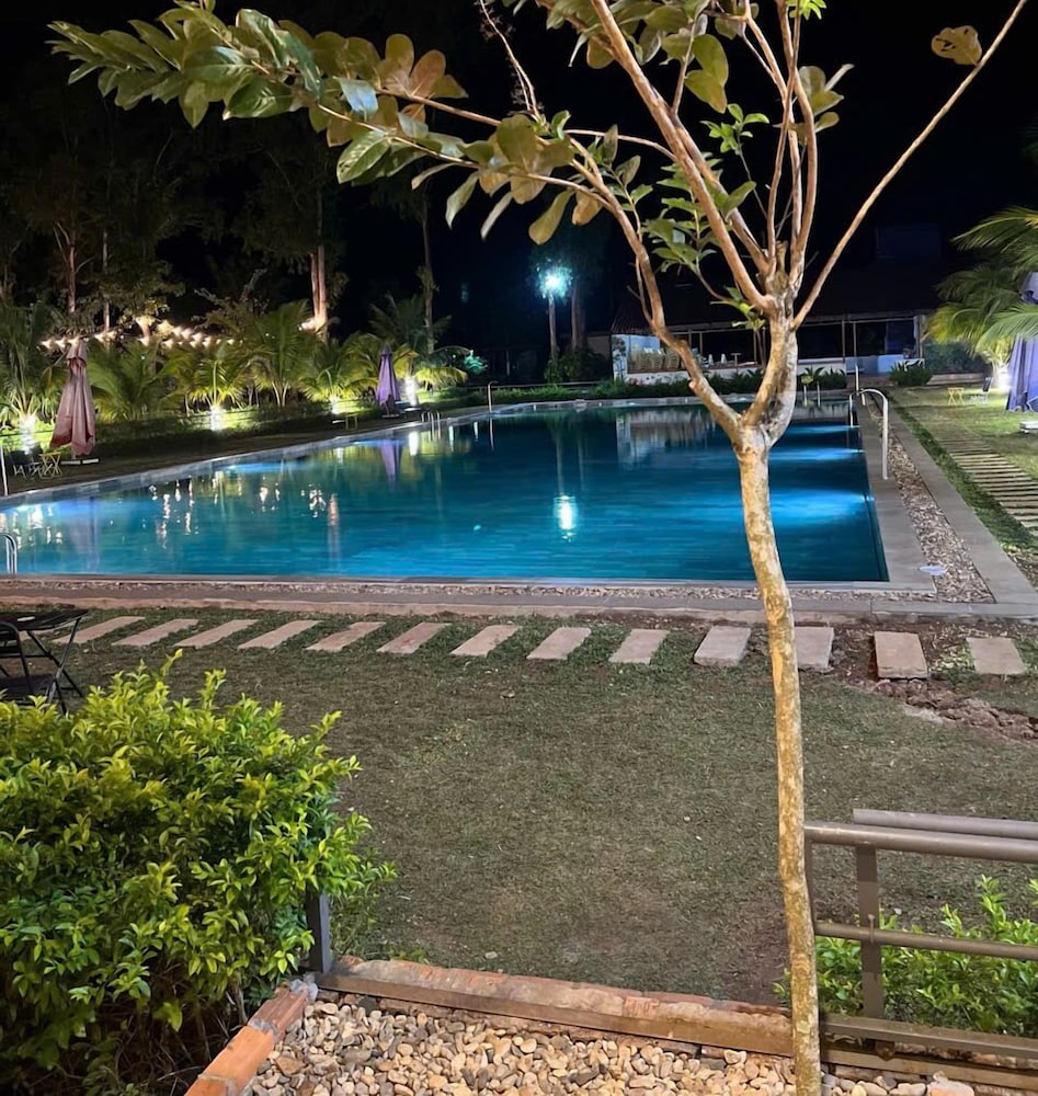 Hizo Garden Resort