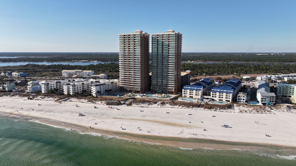 Phoenix Gulf Towers 1807 3 Bedroom Condo