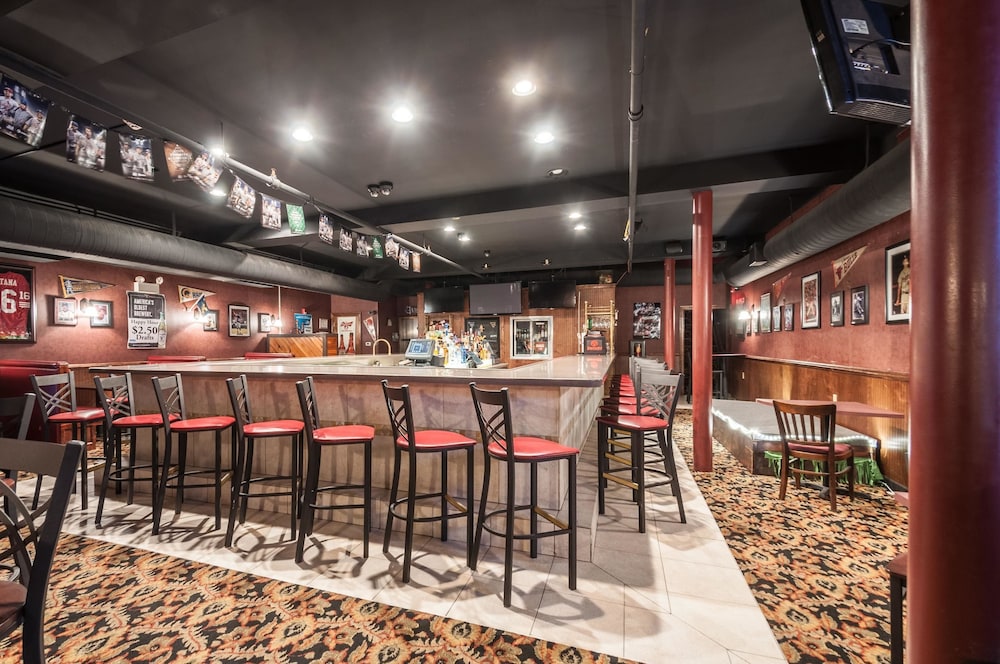 Rodeway Inn & Suites Charles Town