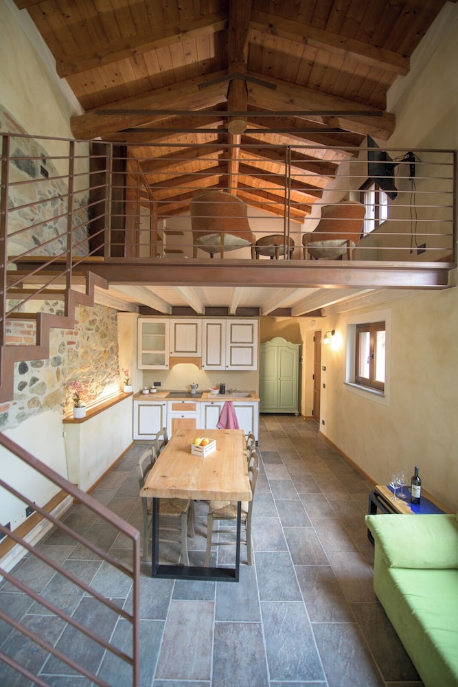 Room-charming Alessandria Apartment Retr
