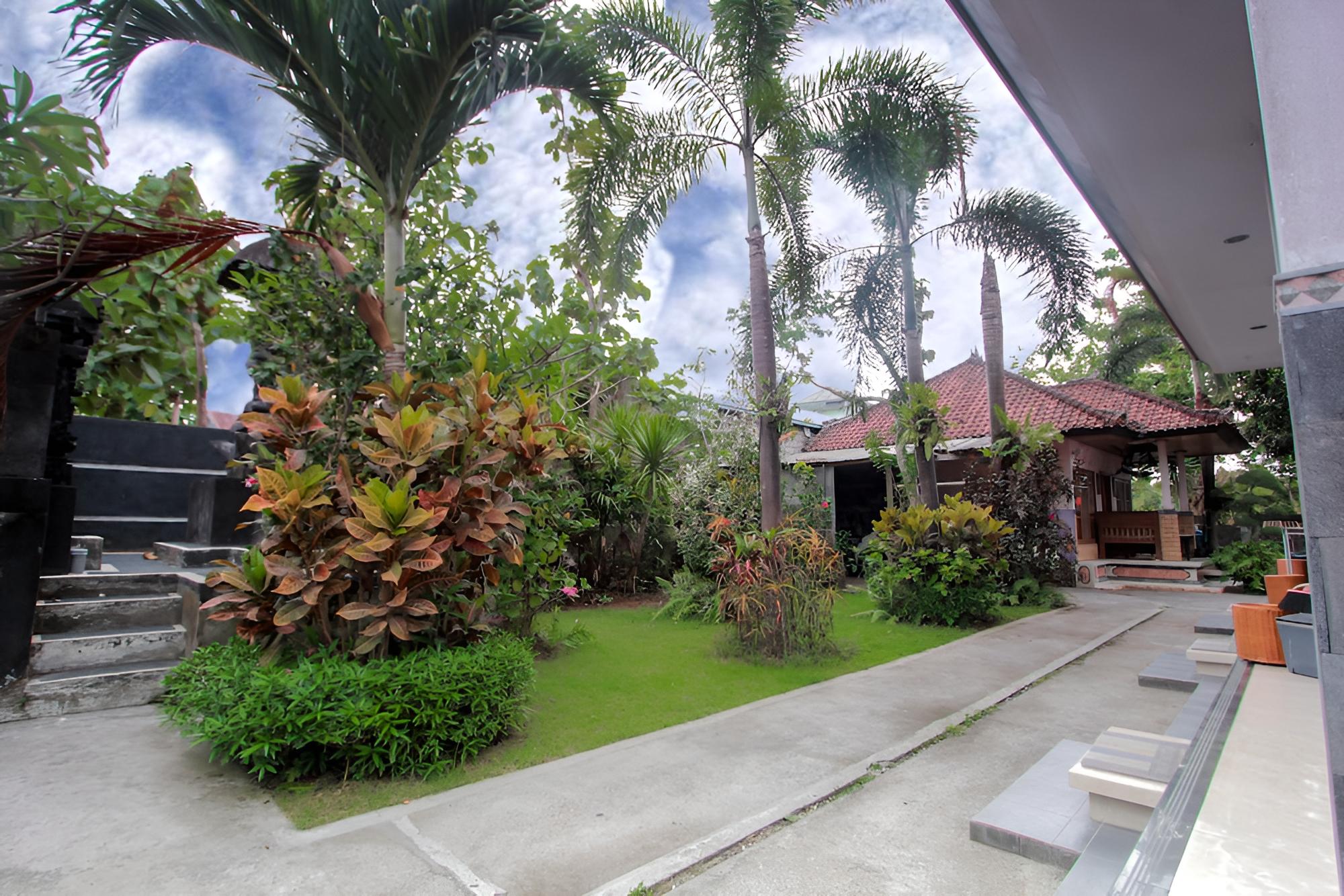 Murna's Guesthouse Bali view 3
