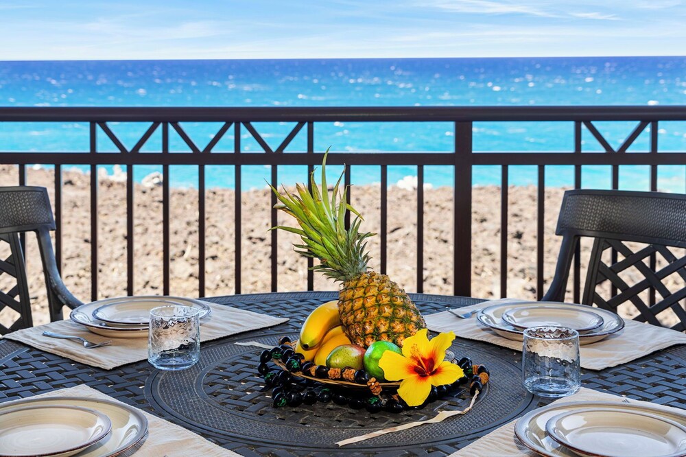 Direct Ocean Front - AC - Concierge Included - Ocean Viewing Lanai & Near Shops! -vrkcv