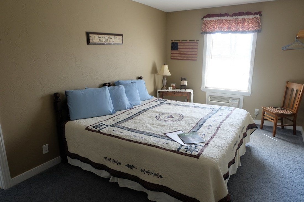 Seams Like Home B&B view 3
