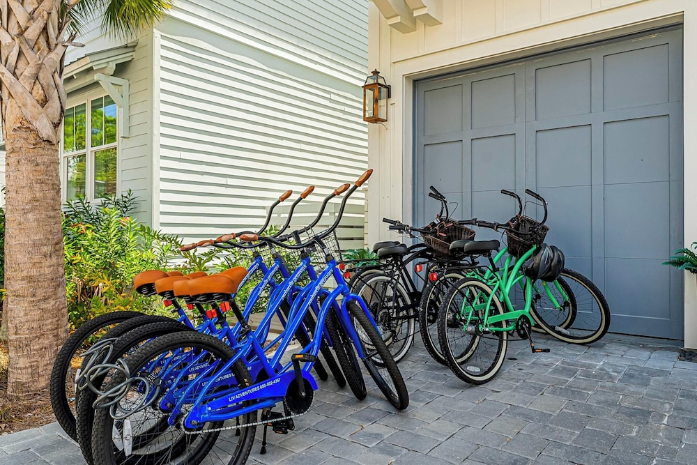 30A Beach House - Mia's Beach House