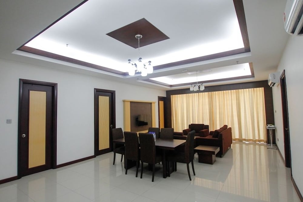 Imperial Suites Miri photo 7