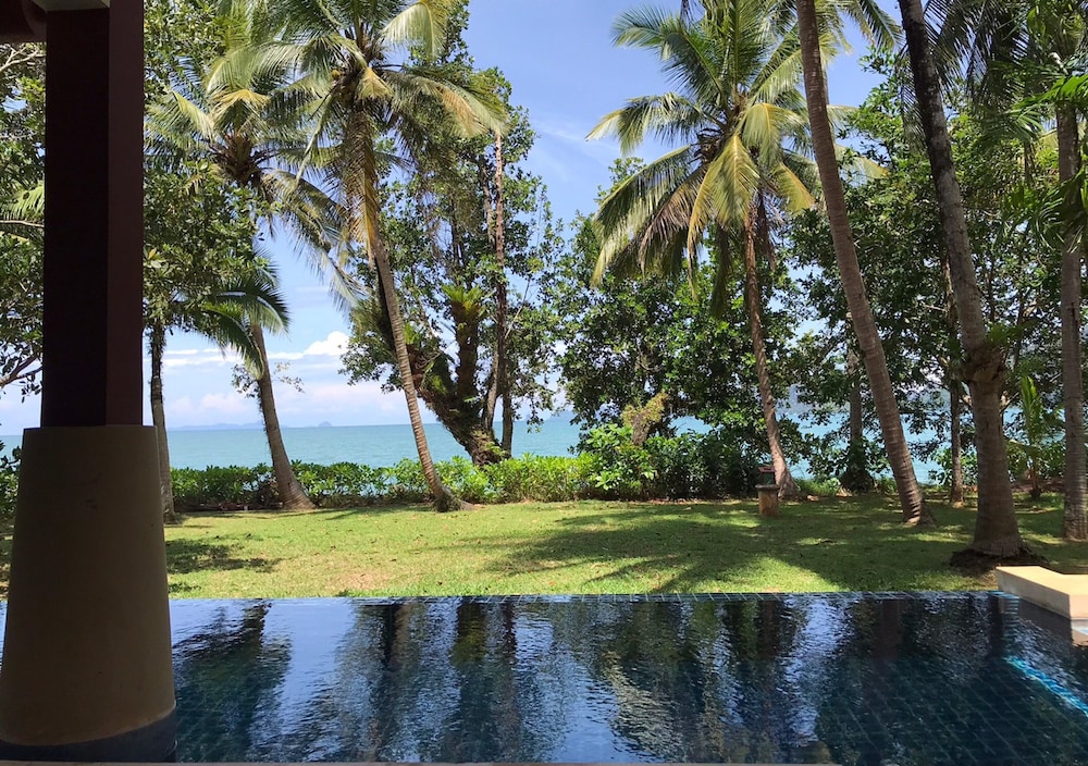 Amatapura Beach Villa 10