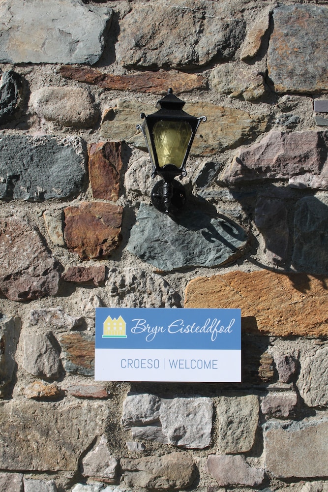 Bryn Eisteddfod B&B