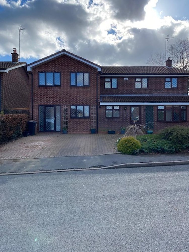 1 Bed Apt- Rural Views- Juliette Balcony - Parking