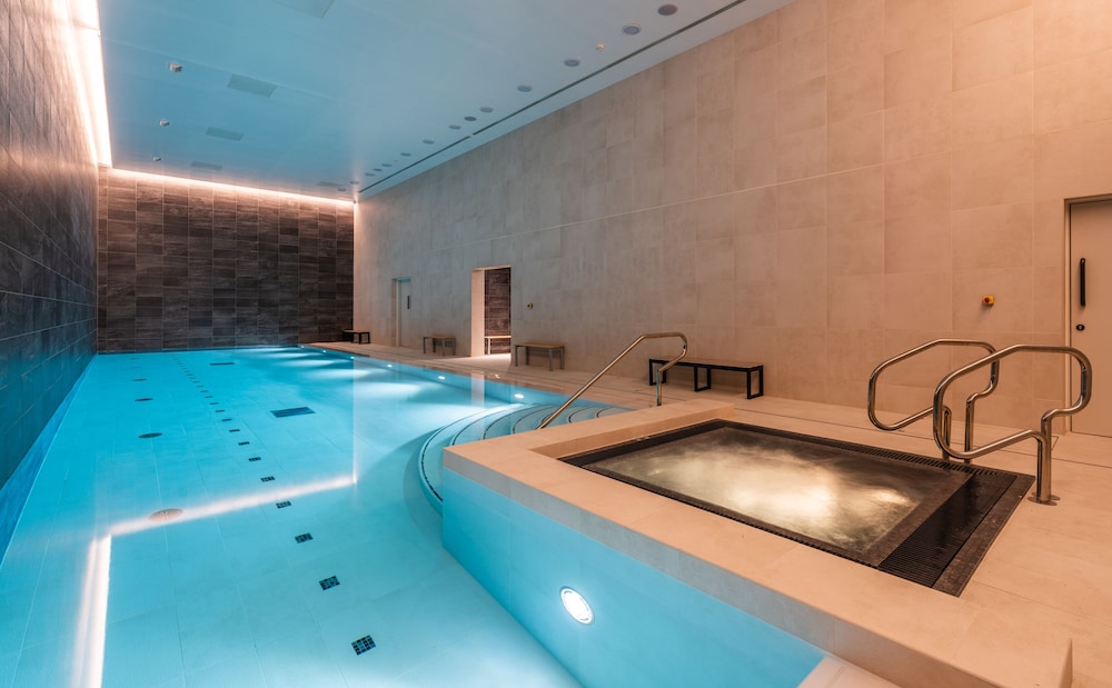 Salford Vacations - CitySuites 2 Aparthotel - Property Image 1