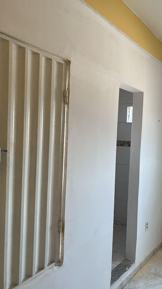 Premium Master & Standard Suites in Spacious House