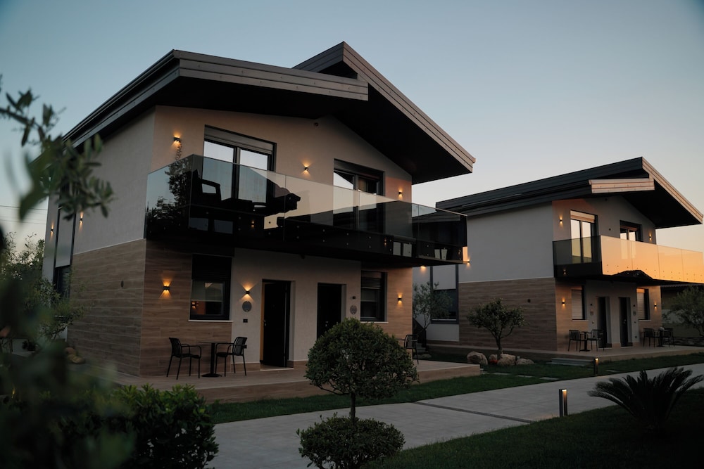 Lej & Laj Residence