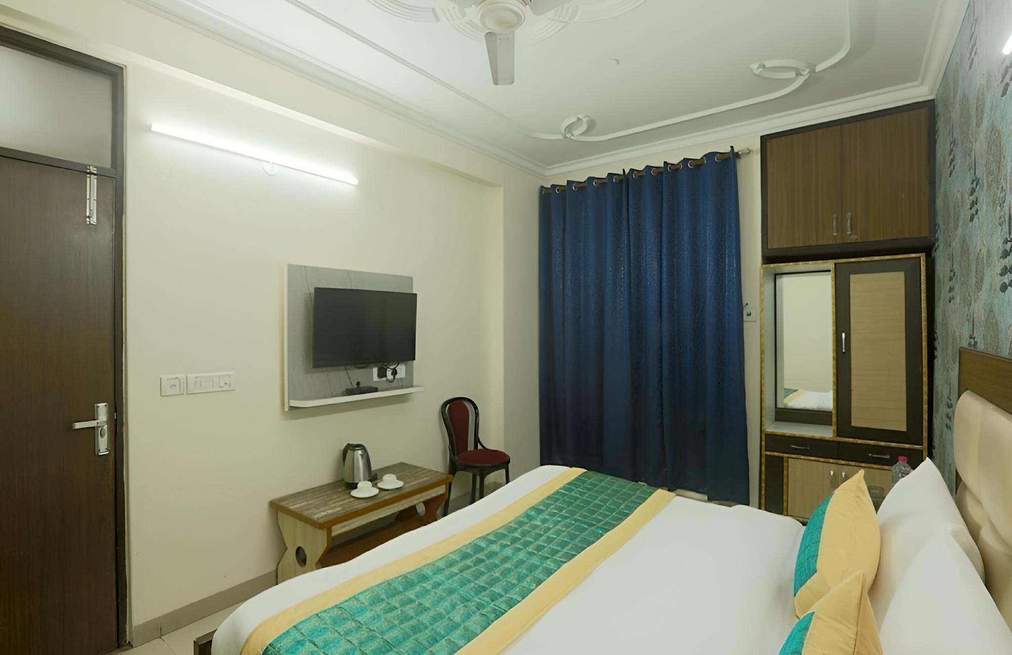 Airport Hotel Mayank Residency