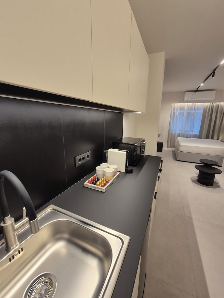 Shape Suites Athens