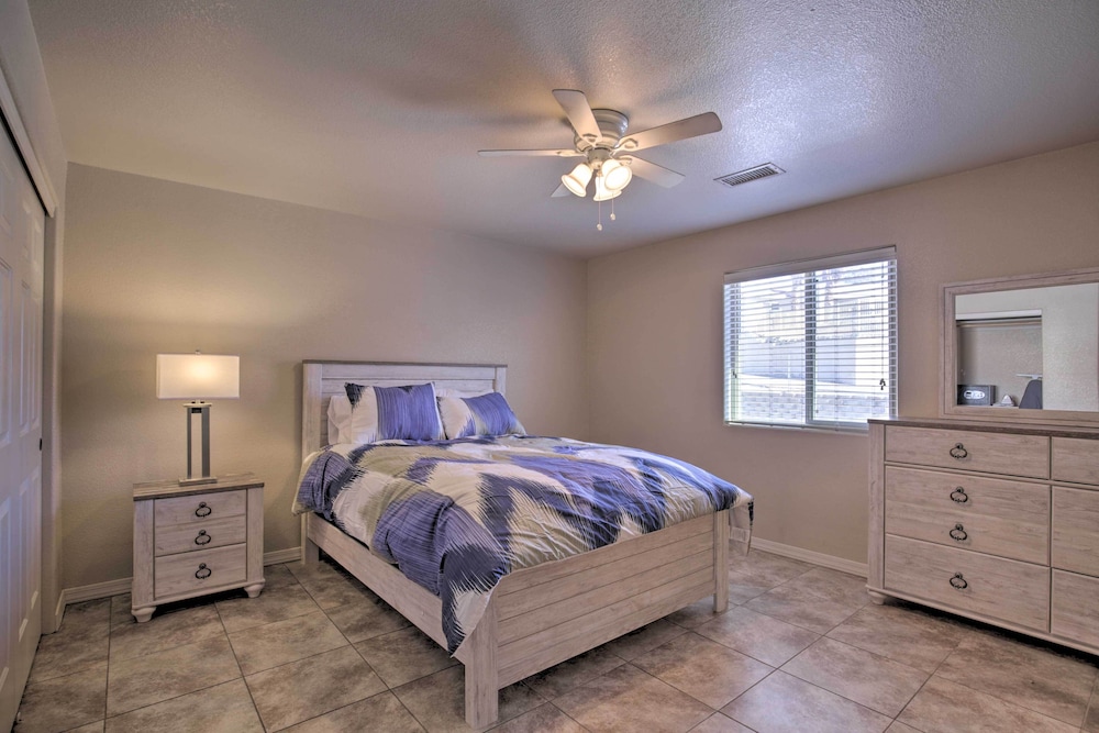 3 Mi to Beach & Boat Launch: Lake Havasu Home!