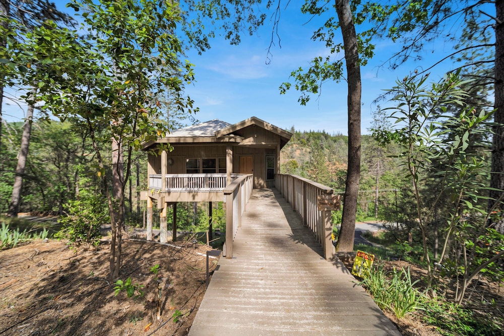 The Inn at Shasta Lake