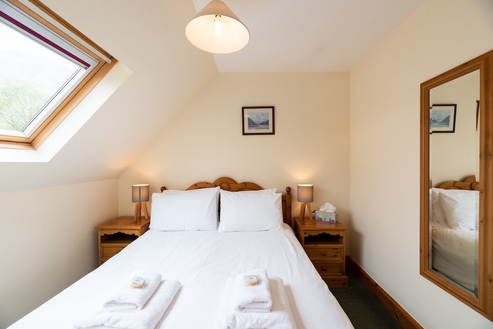 Capercaillie Cottage view 5