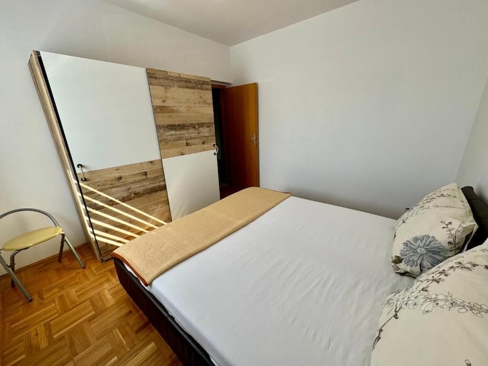 Apartment Fruky