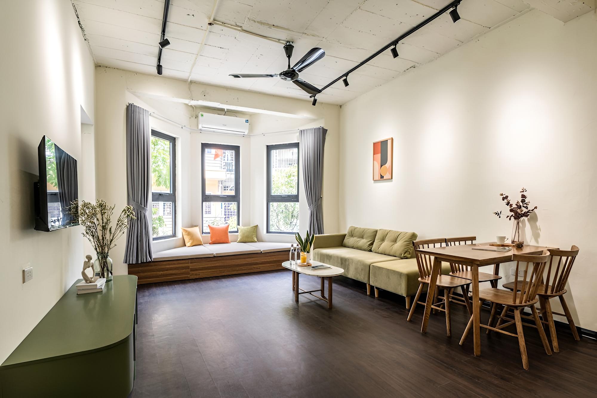 HOME KEY - Big Group with Rooftop Garden