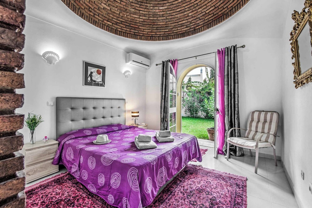 Villa Arines