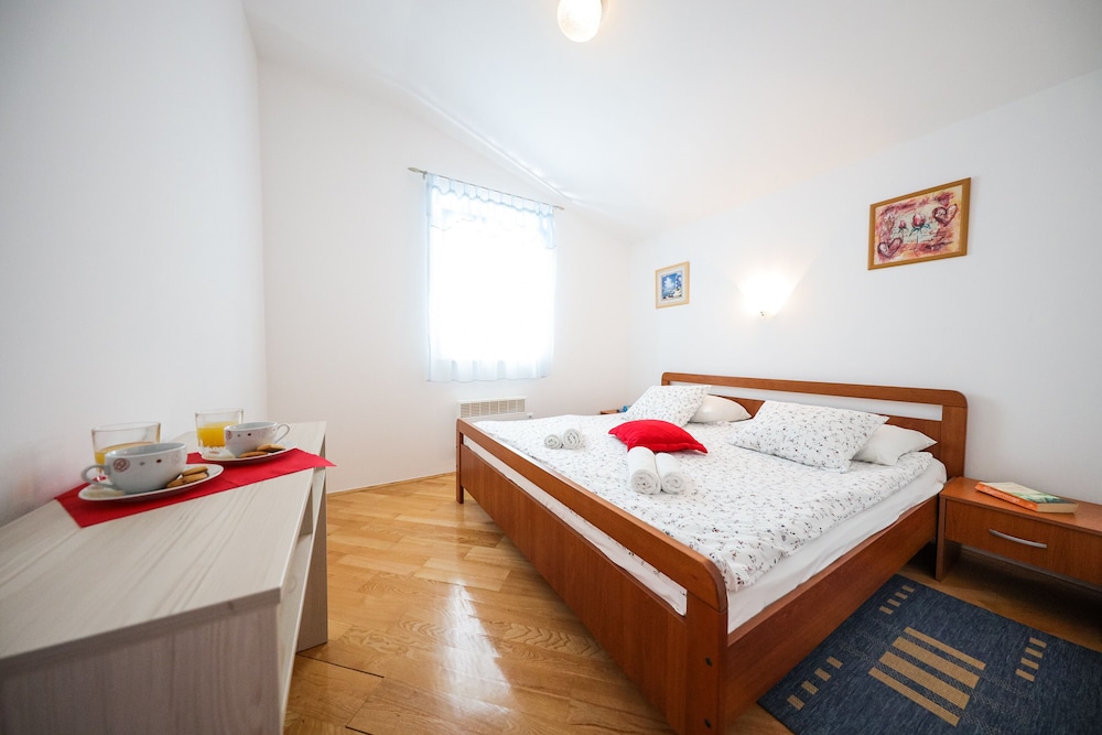 Luton Apartments, Zadar - Kozino, Heated Pool & Hot Tub