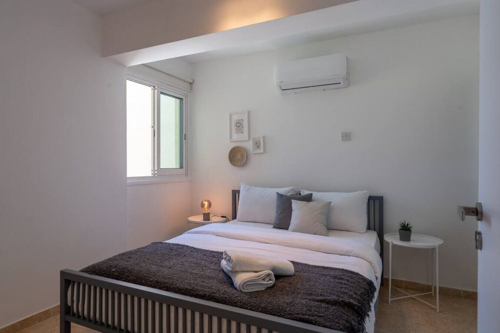 Chloris 3- Bedroom Apartment in Larnaca