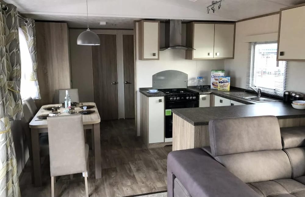3 Bedroom Holiday Rental Ingoldmells Skegness view 4