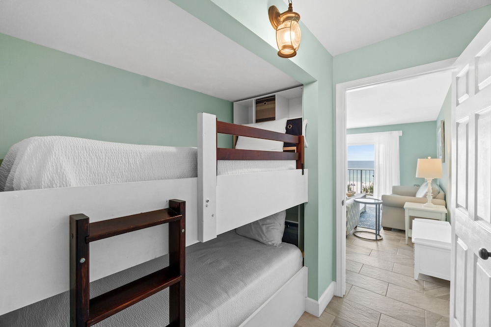 Summit Beach Resort by Panhandle Getaways
