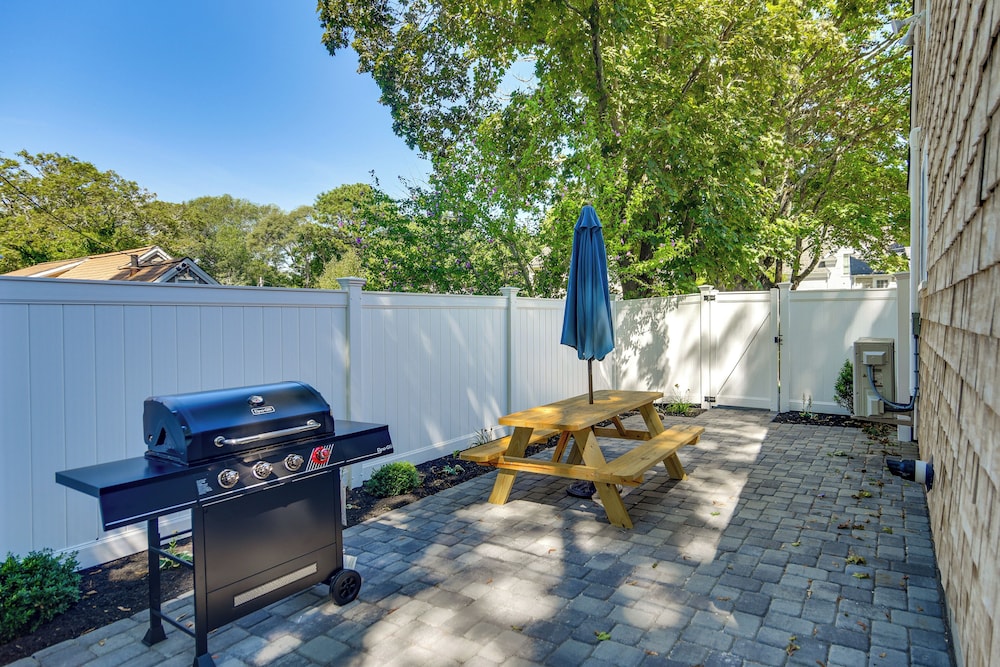 Walk to Main St: Osterville Village Gem w/ Patio