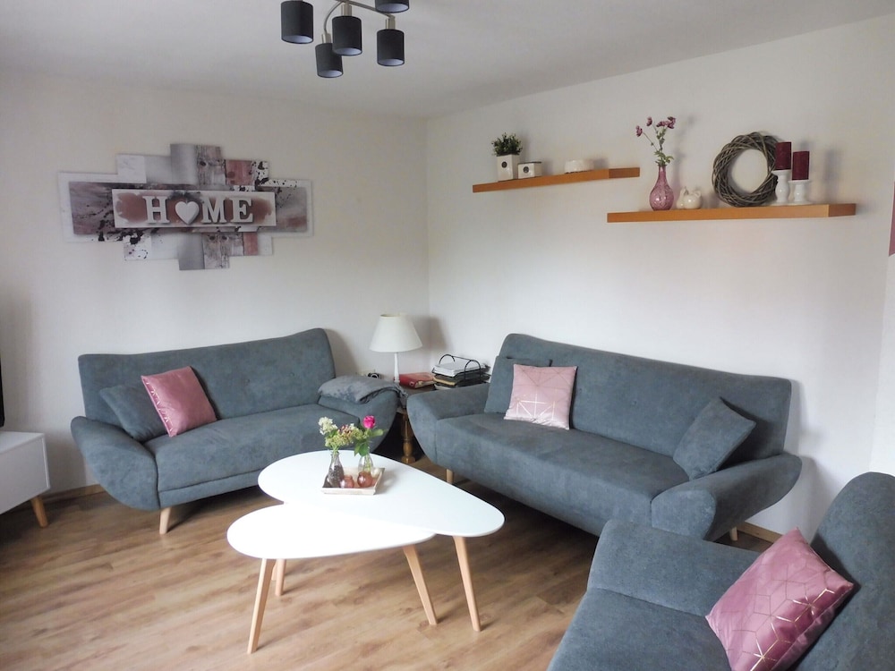 Spacious Apartment in Pracht near Forest view 5