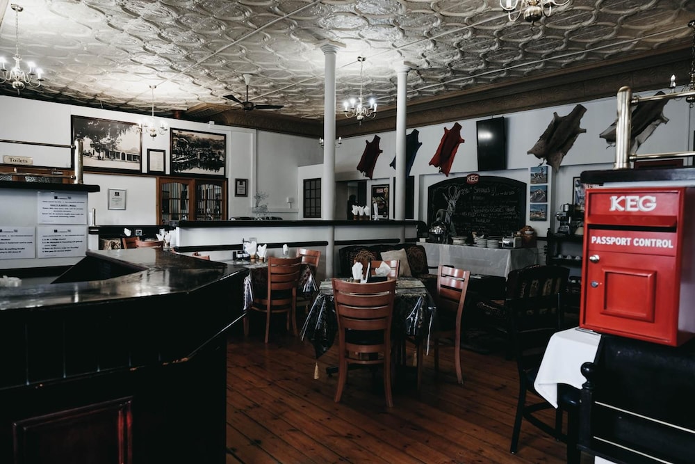 Karoo Country Inn Hotel